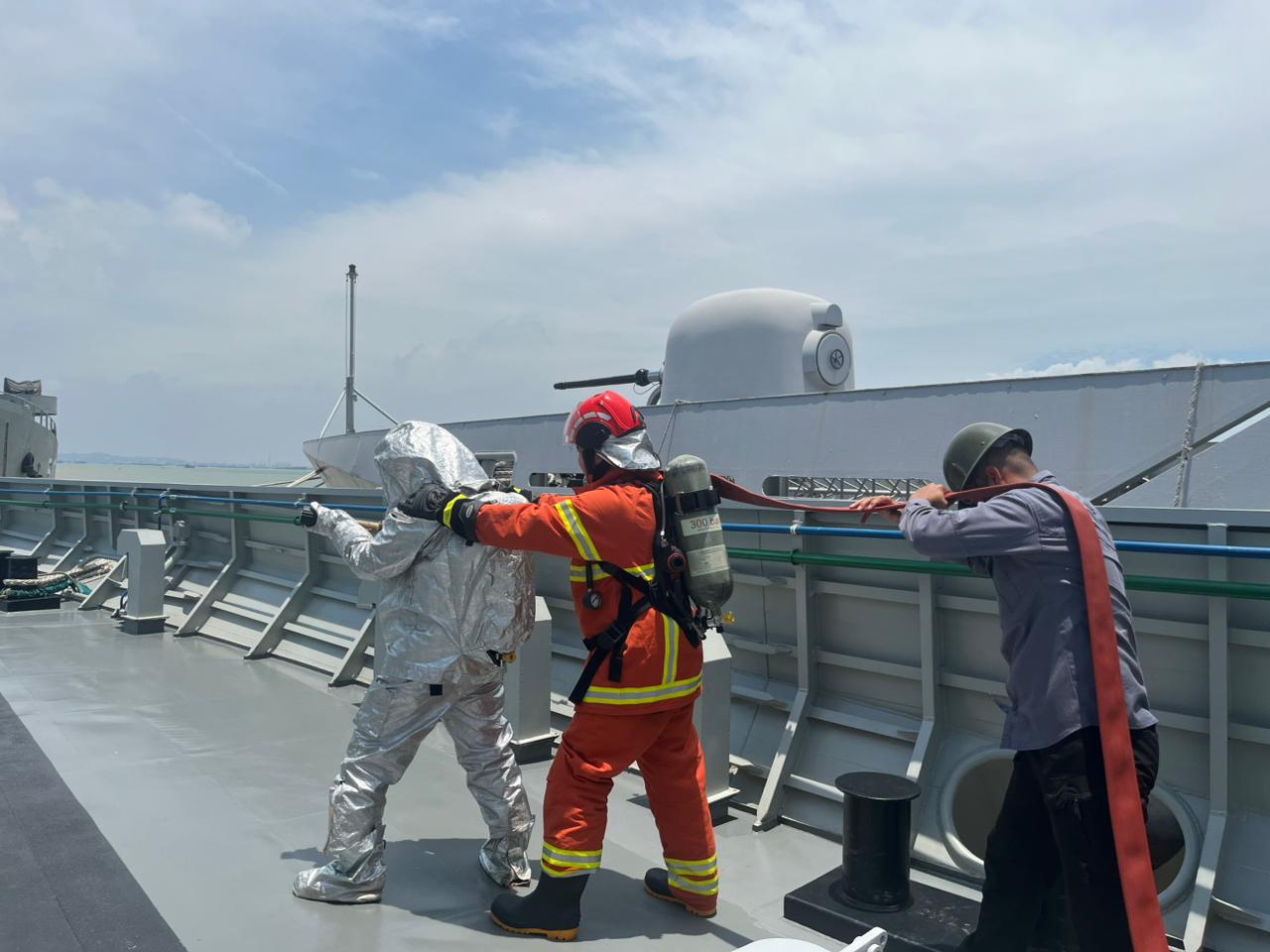 Asah Naluri Tempur, Unsur KRI Satkor Koarmada II Laksanakan Latihan Peran Tempur